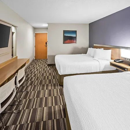 Microtel Inn By Wyndham Greensboro-2