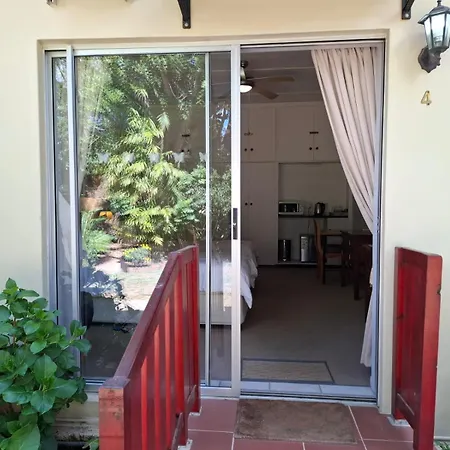 Cedar Lodge Guest House-2