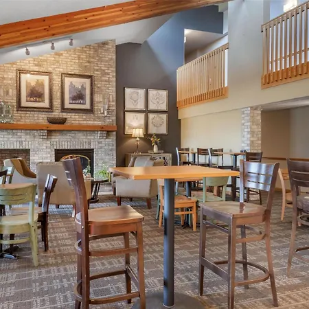 Surestay Plus Hotel By Best Western Litchfield-3