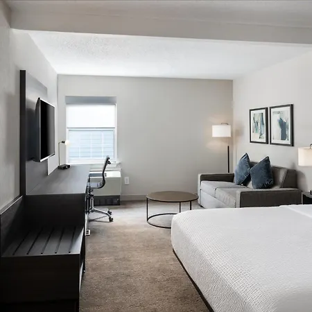 Holiday Inn Express St. Albans By Ihg-3