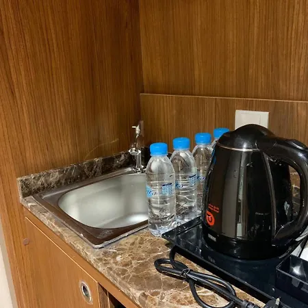 Midan Hotel & Suites Al Aziziya-3