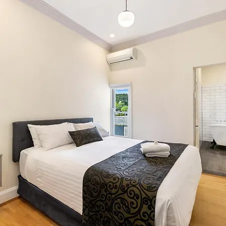 Canungra Hotel-2