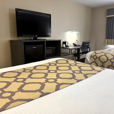 Baymont By Wyndham Tupelo-2