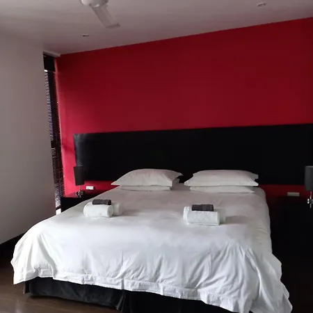 21 Kingfisher Guesthouse-3