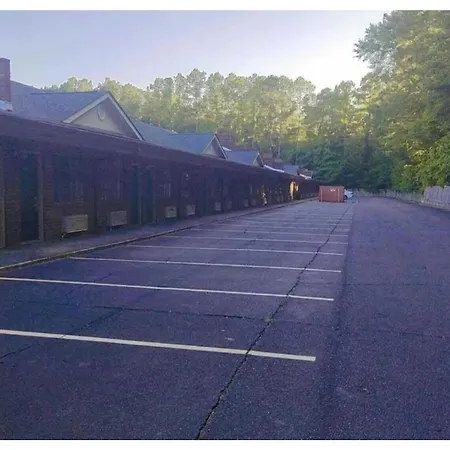 Northgate Inn By Townhouse Hattiesburg I-59-3