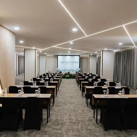 The Southern Hotel Surabaya-3