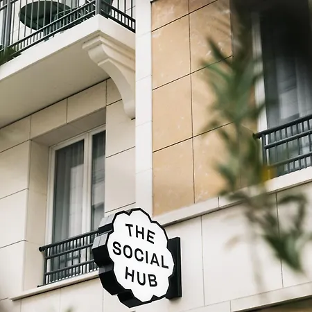 The Social Hub Paris La Defense-2