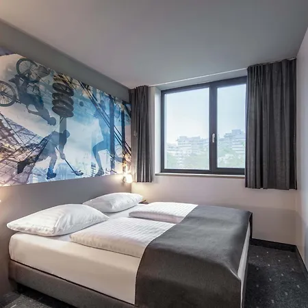 B&B Hotel München-Olympiapark-3