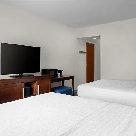 Hampton Inn Lexington Medical Center, Ky-2