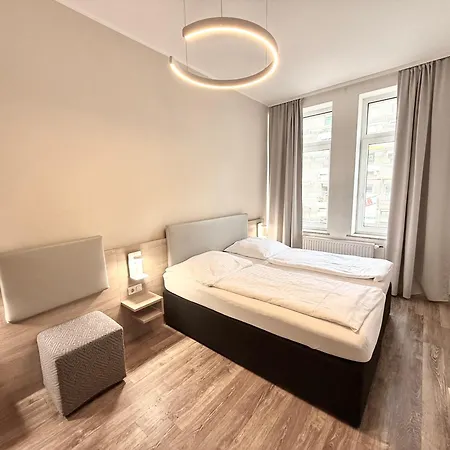 Central Hotel Duisburg-2