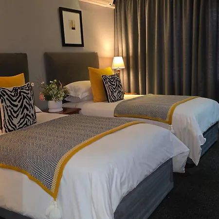 Protea Hotel By Marriott Harrismith Montrose-3