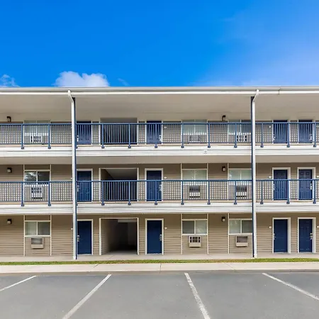 Birch Hill Suites - Lakeland-2