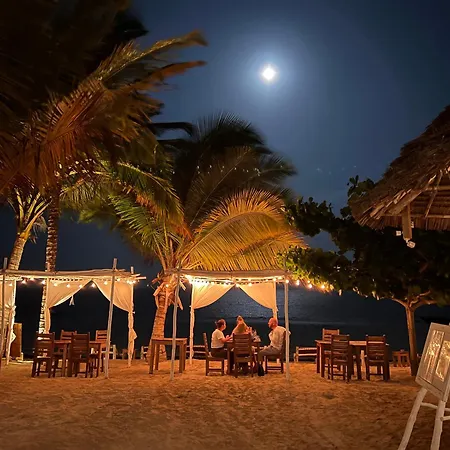 White Dream Lodge & Restaurant, Beachfront, Ocean View-3