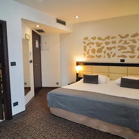 Hotel Diplomat-3