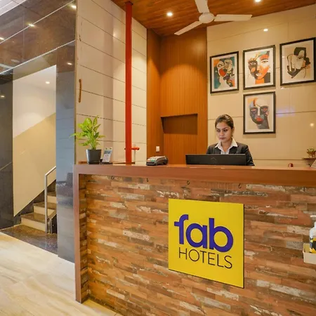 Fabhotel Starwood Residency - 100M From Dr Dy Patil Stadium-2