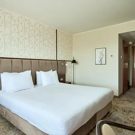 Metropolo By Golden Tulip Krakow-3