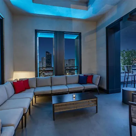 The Higgins Hotel New Orleans, Curio Collection By Hilton-3