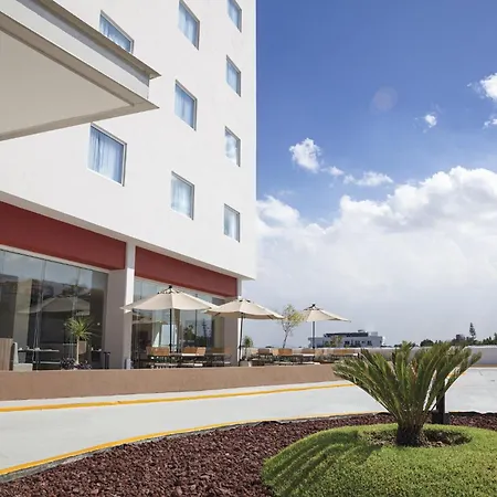 Fiesta Inn Guadalajara Periferico Poniente-3