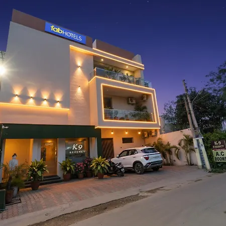 Fabhotel K9 Regency I-3