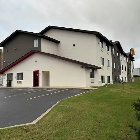 Super 8 Springfield North I-44-3