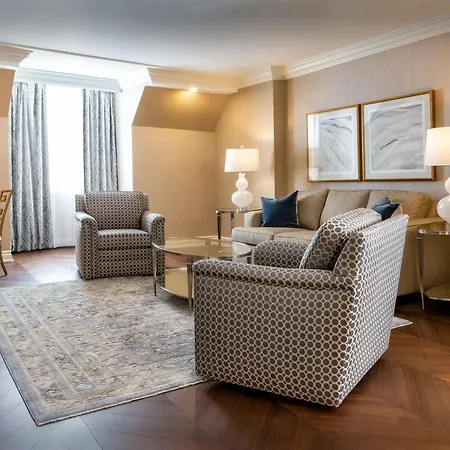 Chateau Vaudreuil-2