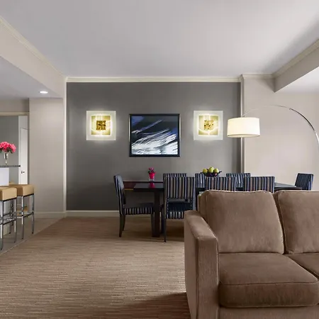 Doubletree By Hilton Fort Lee/George Washington Bridge-3