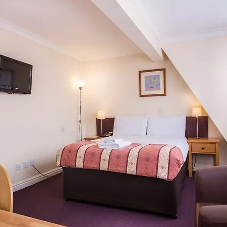 The Gardens Hotel-3