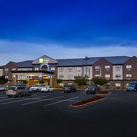 Holiday Inn Express & Suites Birmingham South - Pelham By Ihg-2