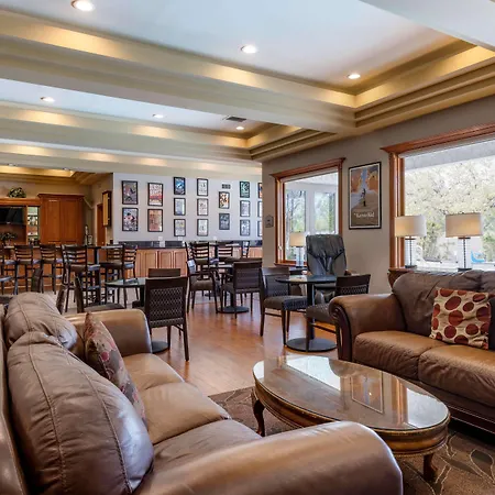 Best Western Plus Thousand Oaks Inn-3