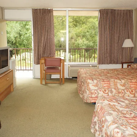 Executive Inn & Suites-2