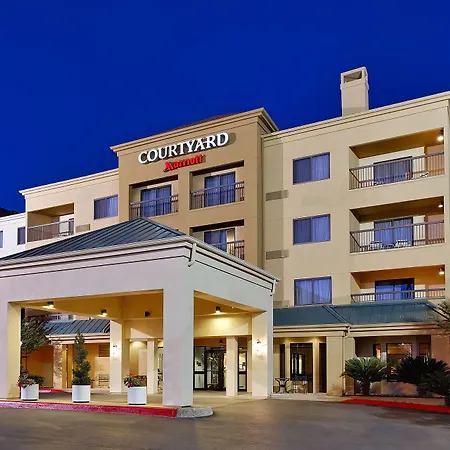 Courtyard Austin South-3