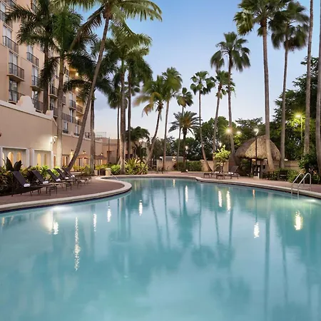 Embassy Suites By Hilton Miami International Airport-3