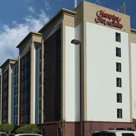 Hampton Inn & Suites Jackson Coliseum-3