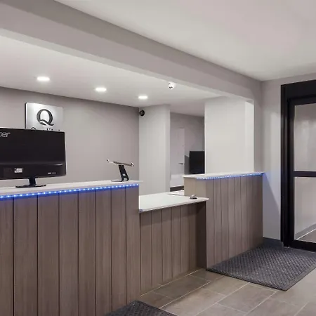 Quality Inn Near Casinos And Convention Center-3