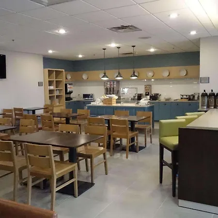 Country Inn & Suites By Radisson, Sidney, Ne-2
