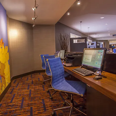 Courtyard By Marriott Charlotte Airport Loso-3