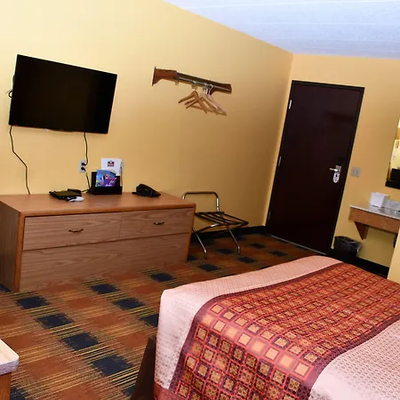 Regency Inn & Suites Faribault-3