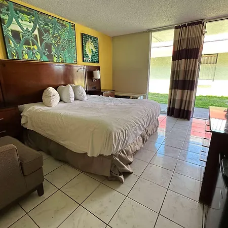 Ramada By Wyndham Lumberton Nc North-2