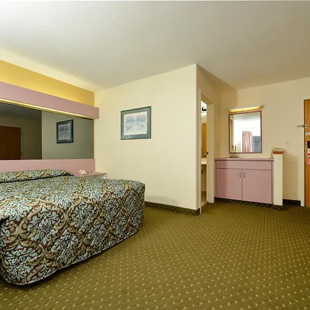 Americas Best Value Inn - East Syracuse-3
