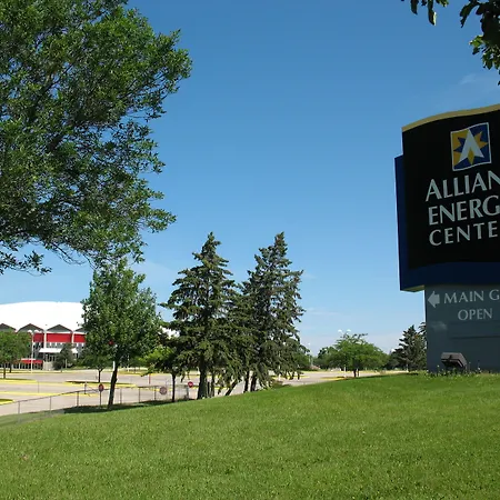 Fairfield By Marriott Inn & Suites Madison South-2