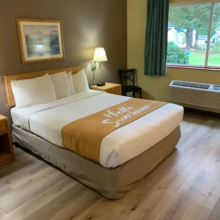 Days Inn By Wyndham Ocean Shores-2