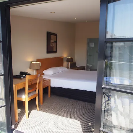 Savoy Double Bay Hotel-3