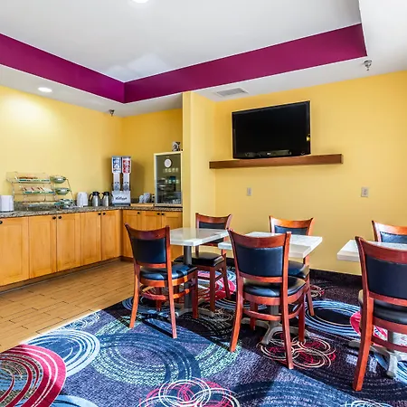 Quality Inn Texas City I-45-2