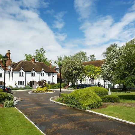 The Kingfisher Pub & Hotel-3