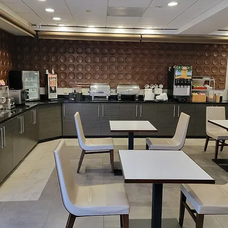 Wingate By Wyndham Greenville Airport-3