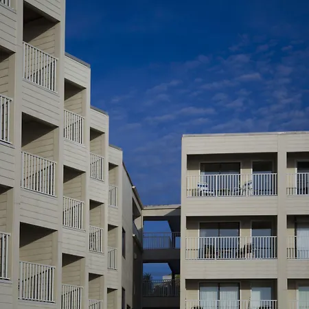 Sailport Waterfront Suites-2