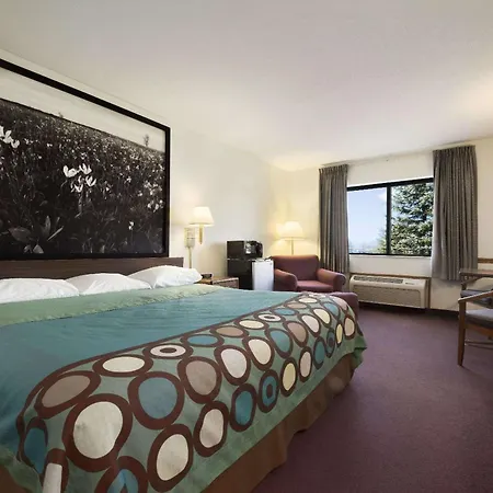 Super 8 By Wyndham Danville-3