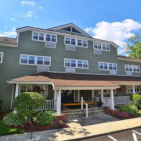 Ivy Court Inn And Suites-3