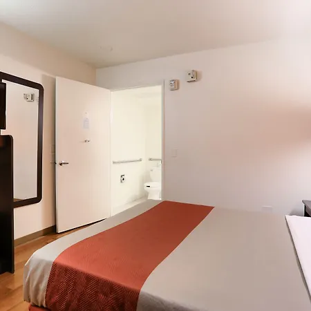 Super 8 By Wyndham Walnut Creek-3