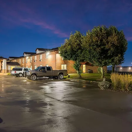 Best Western Mount Pleasant Inn-3